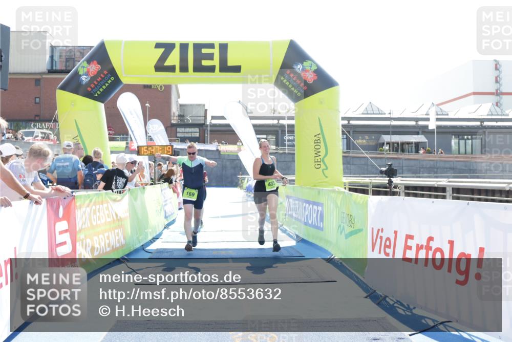 10.08.2025 - GEWOBA Citytriathlon Bremen H.Heesch http://msf.ph/oto/8553632 10.08.2025 15:47:23 Ziel 169, 420, 435 meine-sportfotos.de
