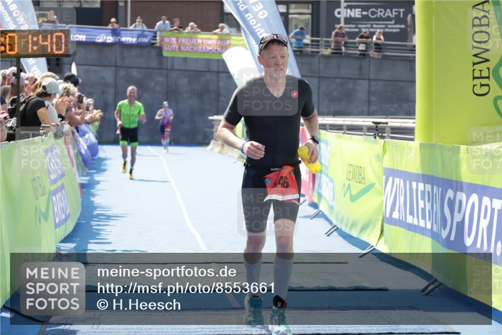 10.08.2025 - GEWOBA Citytriathlon Bremen H.Heesch http://msf.ph/oto/8553661 10.08.2025 14:01:43 Ziel 846, 889 meine-sportfotos.de