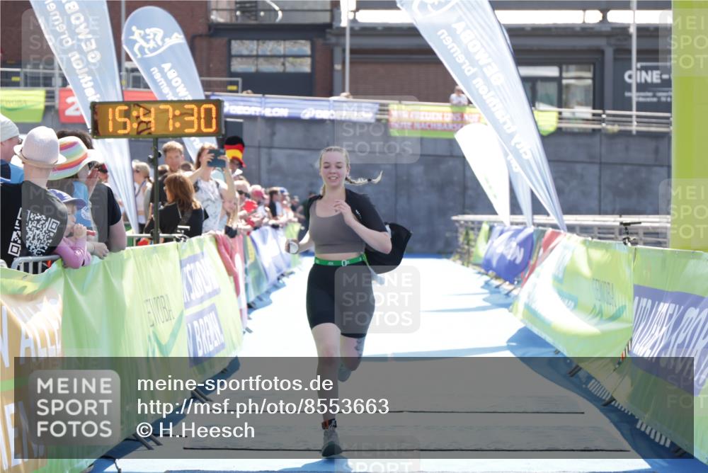 10.08.2025 - GEWOBA Citytriathlon Bremen H.Heesch http://msf.ph/oto/8553663 10.08.2025 15:47:34 Ziel 354 meine-sportfotos.de