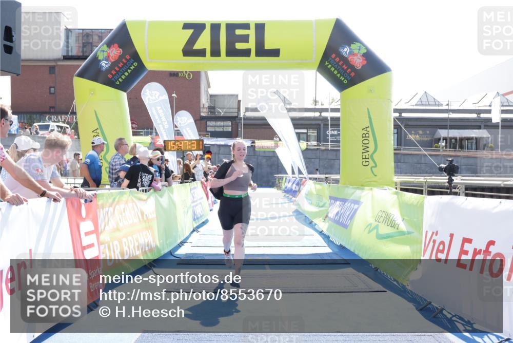 10.08.2025 - GEWOBA Citytriathlon Bremen H.Heesch http://msf.ph/oto/8553670 10.08.2025 15:47:35 Ziel 354 meine-sportfotos.de