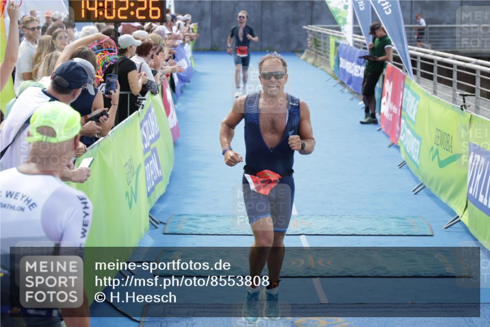 10.08.2025 - GEWOBA Citytriathlon Bremen H.Heesch http://msf.ph/oto/8553808 10.08.2025 14:02:30 Ziel 595, 873 meine-sportfotos.de