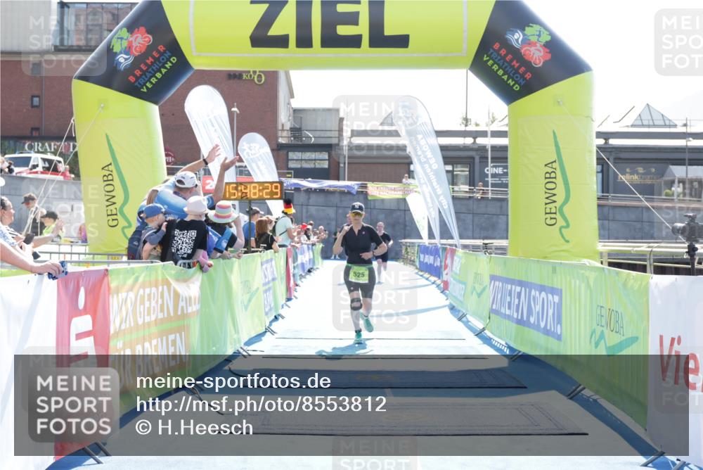 10.08.2025 - GEWOBA Citytriathlon Bremen H.Heesch http://msf.ph/oto/8553812 10.08.2025 15:48:33 Ziel 355 meine-sportfotos.de