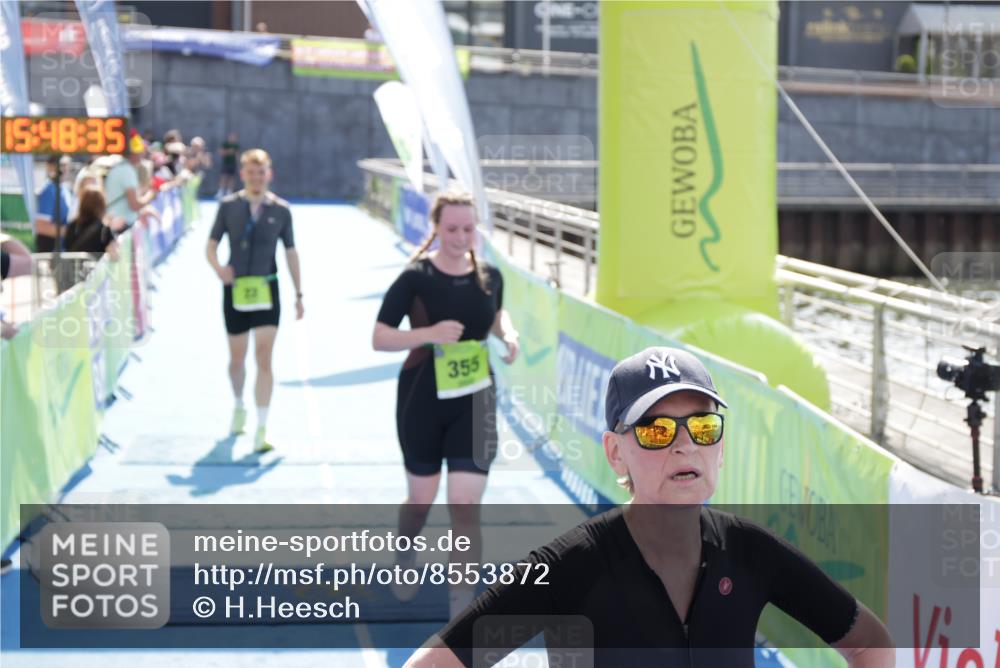10.08.2025 - GEWOBA Citytriathlon Bremen H.Heesch http://msf.ph/oto/8553872 10.08.2025 15:48:39 Ziel 355 meine-sportfotos.de