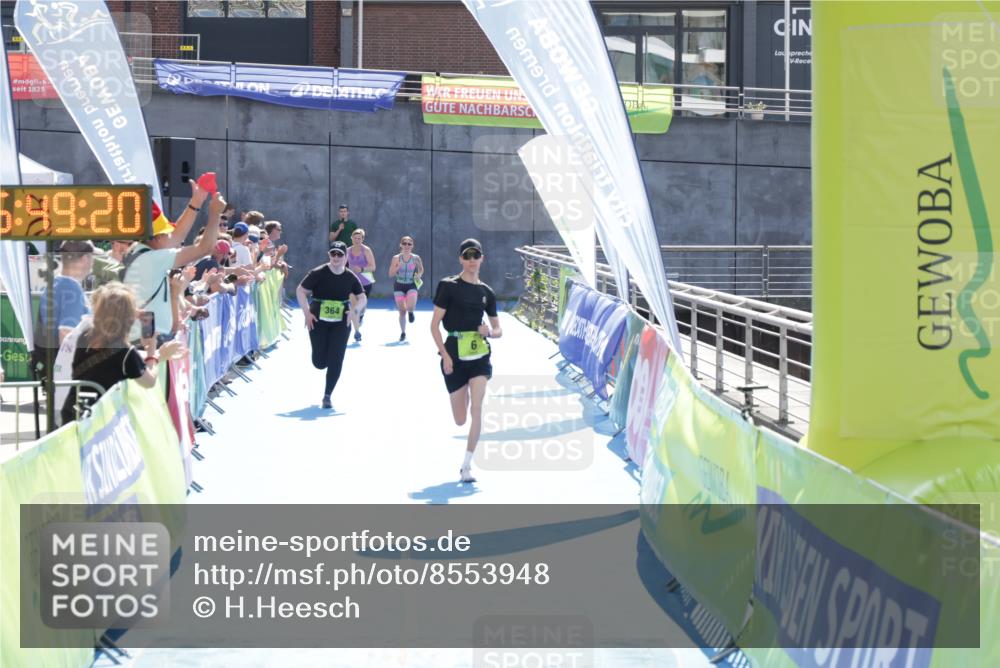 10.08.2025 - GEWOBA Citytriathlon Bremen H.Heesch http://msf.ph/oto/8553948 10.08.2025 15:49:24 Ziel 364 meine-sportfotos.de