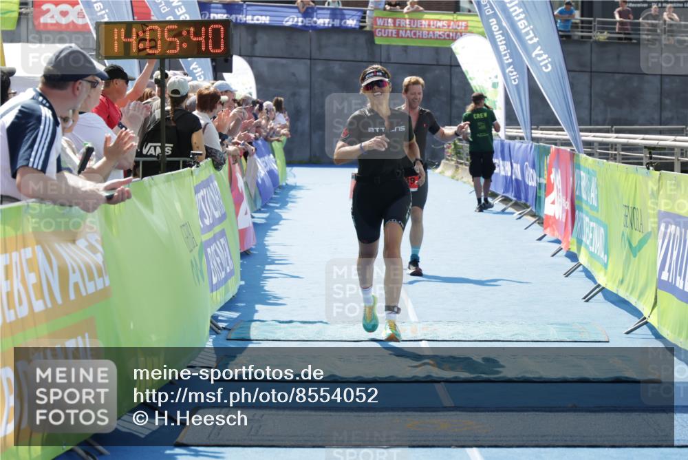 10.08.2025 - GEWOBA Citytriathlon Bremen H.Heesch http://msf.ph/oto/8554052 10.08.2025 14:05:44 Ziel 628, 684, 706, 839, 973 meine-sportfotos.de