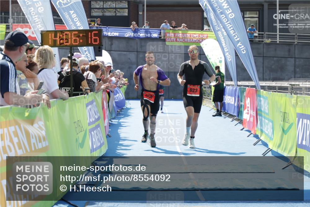 10.08.2025 - GEWOBA Citytriathlon Bremen H.Heesch http://msf.ph/oto/8554092 10.08.2025 14:06:19 Ziel 623, 660 meine-sportfotos.de