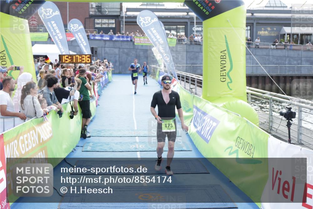 10.08.2025 - GEWOBA Citytriathlon Bremen H.Heesch http://msf.ph/oto/8554174 10.08.2025 15:17:40 Ziel 173 meine-sportfotos.de