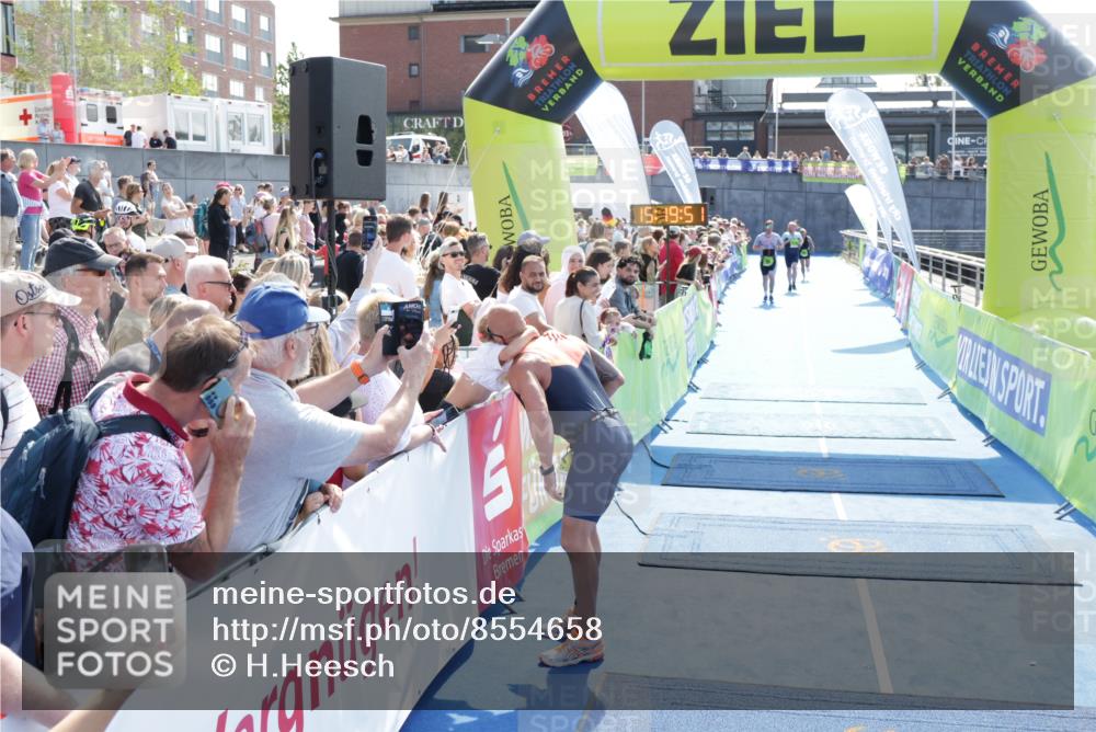 10.08.2025 - GEWOBA Citytriathlon Bremen H.Heesch http://msf.ph/oto/8554658 10.08.2025 15:19:55 Ziel 88, 123, 224, 238, 431 meine-sportfotos.de