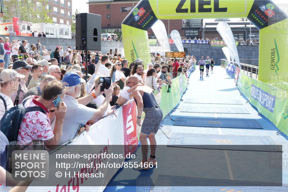 10.08.2025 - GEWOBA Citytriathlon Bremen H.Heesch http://msf.ph/oto/8554661 10.08.2025 15:19:56 Ziel 88, 123, 224, 238, 431, 445 meine-sportfotos.de