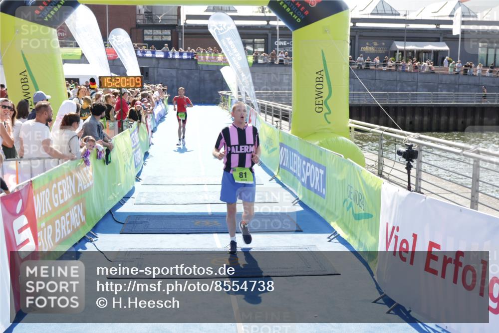 10.08.2025 - GEWOBA Citytriathlon Bremen H.Heesch http://msf.ph/oto/8554738 10.08.2025 15:20:13 Ziel 81, 317 meine-sportfotos.de