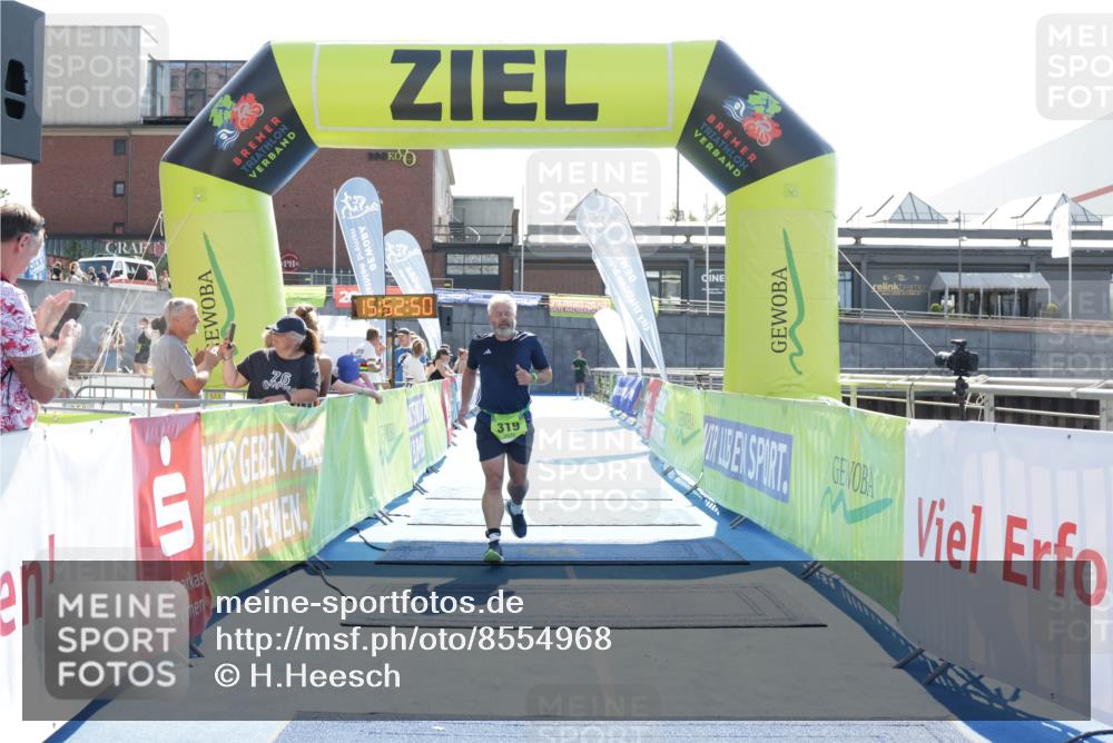 10.08.2025 - GEWOBA Citytriathlon Bremen H.Heesch http://msf.ph/oto/8554968 10.08.2025 15:52:54 Ziel 319 meine-sportfotos.de