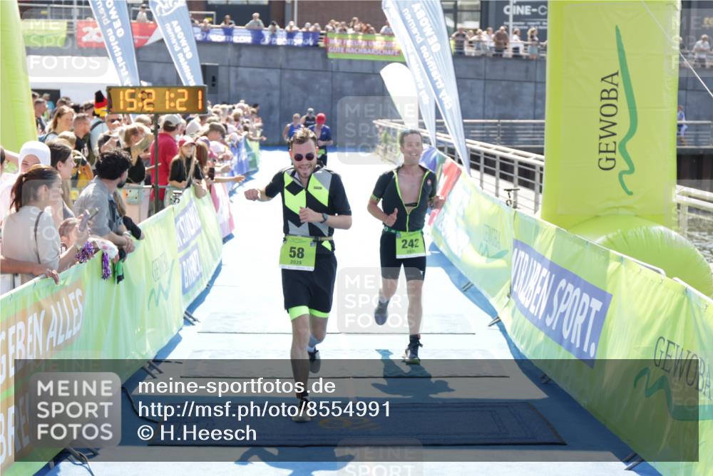 10.08.2025 - GEWOBA Citytriathlon Bremen H.Heesch http://msf.ph/oto/8554991 10.08.2025 15:21:25 Ziel 58, 90, 147, 242, 289 meine-sportfotos.de