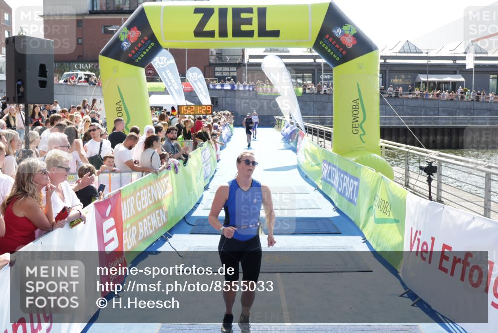 10.08.2025 - GEWOBA Citytriathlon Bremen H.Heesch http://msf.ph/oto/8555033 10.08.2025 15:21:33 Ziel 289, 484 meine-sportfotos.de