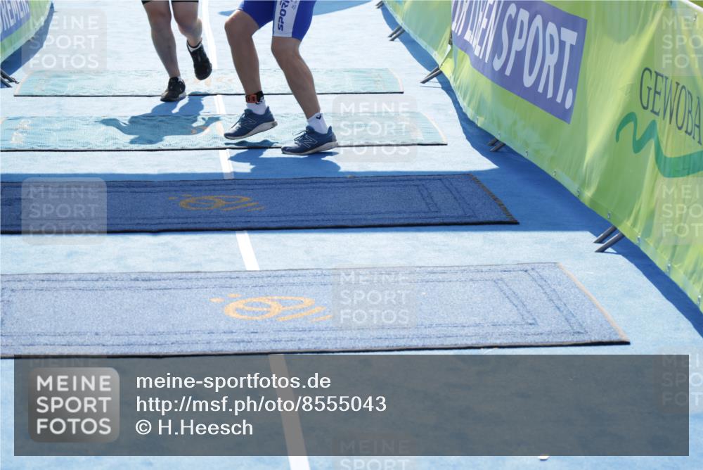 10.08.2025 - GEWOBA Citytriathlon Bremen H.Heesch http://msf.ph/oto/8555043 10.08.2025 15:21:40 Ziel 253, 865 meine-sportfotos.de
