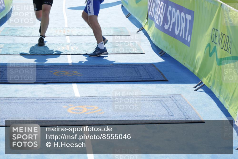 10.08.2025 - GEWOBA Citytriathlon Bremen H.Heesch http://msf.ph/oto/8555046 10.08.2025 15:21:40 Ziel 253, 865 meine-sportfotos.de