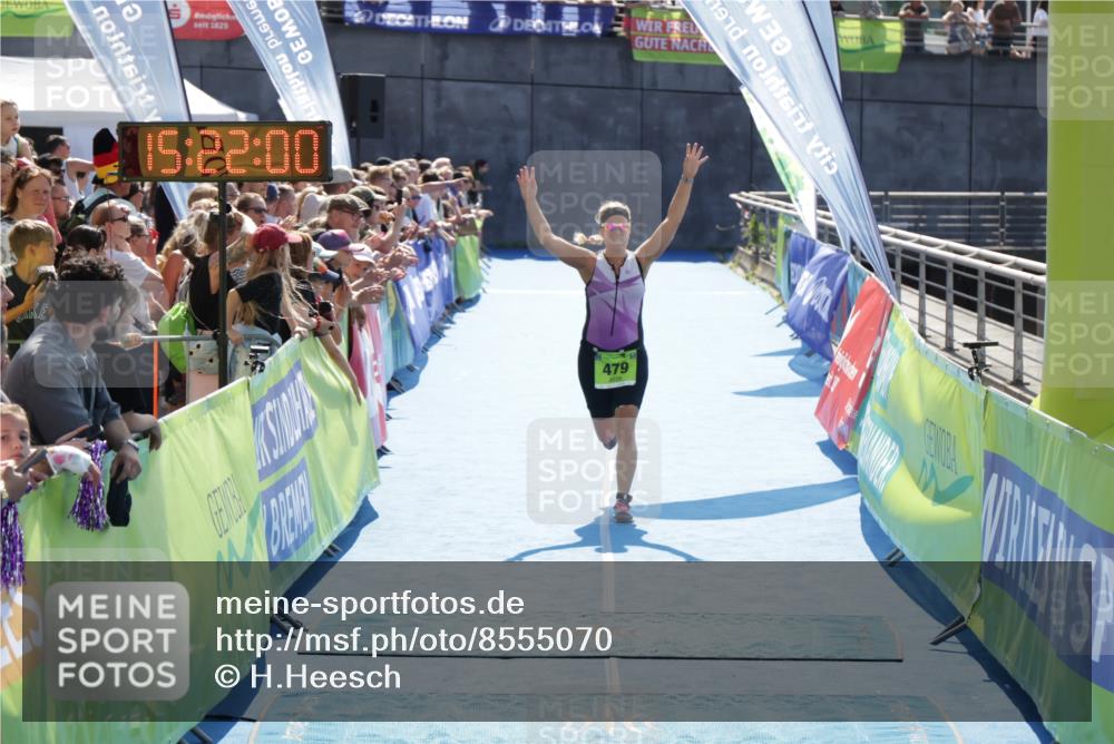 10.08.2025 - GEWOBA Citytriathlon Bremen H.Heesch http://msf.ph/oto/8555070 10.08.2025 15:22:04 Ziel 36, 479 meine-sportfotos.de