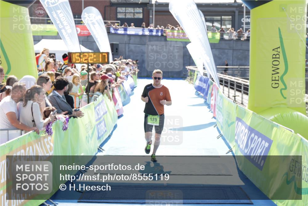 10.08.2025 - GEWOBA Citytriathlon Bremen H.Heesch http://msf.ph/oto/8555119 10.08.2025 15:22:21 Ziel 139 meine-sportfotos.de