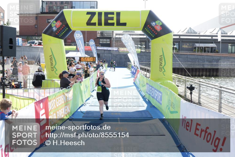 10.08.2025 - GEWOBA Citytriathlon Bremen H.Heesch http://msf.ph/oto/8555154 10.08.2025 15:56:05 Ziel 413 meine-sportfotos.de