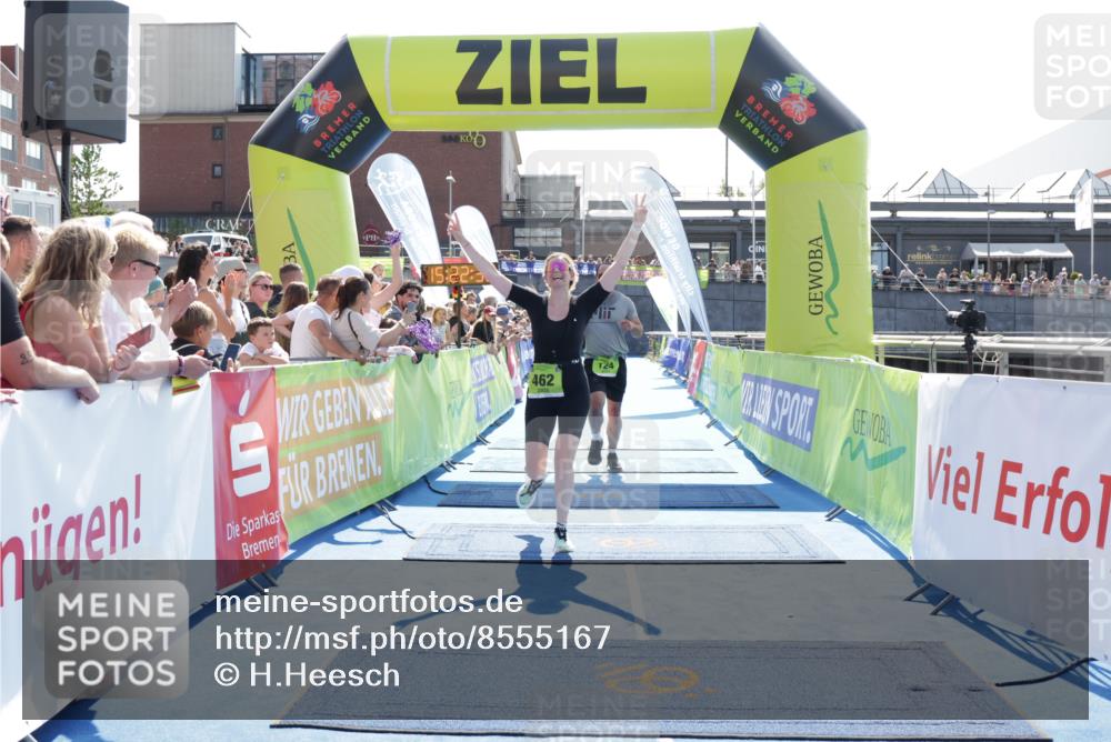 10.08.2025 - GEWOBA Citytriathlon Bremen H.Heesch http://msf.ph/oto/8555167 10.08.2025 15:22:34 Ziel 124, 462, 480 meine-sportfotos.de