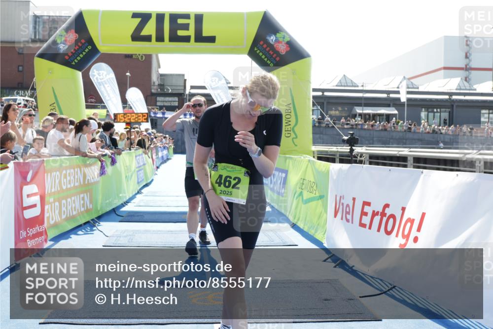 10.08.2025 - GEWOBA Citytriathlon Bremen H.Heesch http://msf.ph/oto/8555177 10.08.2025 15:22:36 Ziel 124, 462, 480 meine-sportfotos.de