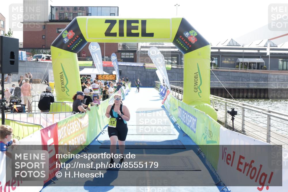 10.08.2025 - GEWOBA Citytriathlon Bremen H.Heesch http://msf.ph/oto/8555179 10.08.2025 15:56:06 Ziel 413 meine-sportfotos.de