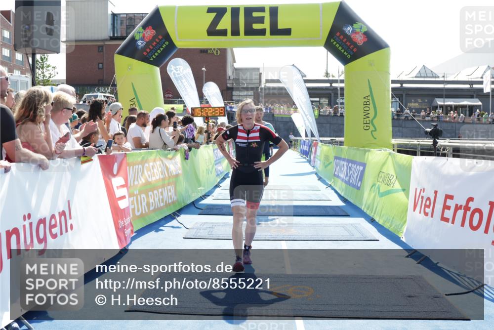 10.08.2025 - GEWOBA Citytriathlon Bremen H.Heesch http://msf.ph/oto/8555221 10.08.2025 15:22:43 Ziel 52, 246, 480 meine-sportfotos.de