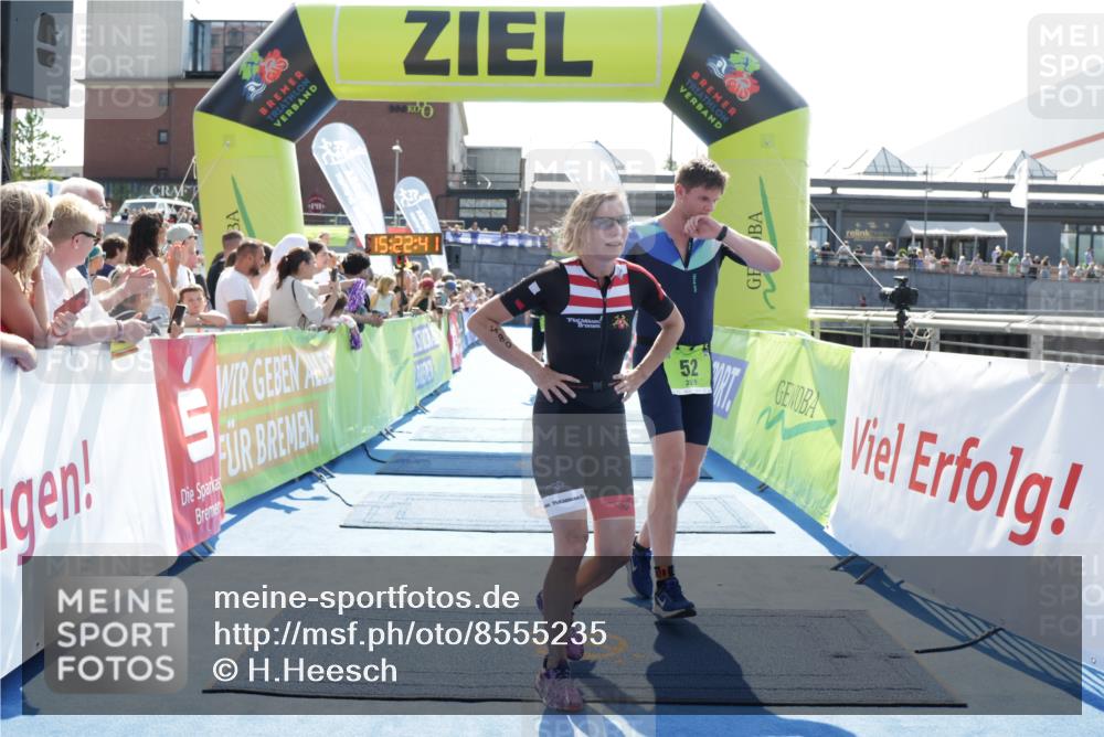 10.08.2025 - GEWOBA Citytriathlon Bremen H.Heesch http://msf.ph/oto/8555235 10.08.2025 15:22:45 Ziel 52, 213, 246, 480 meine-sportfotos.de