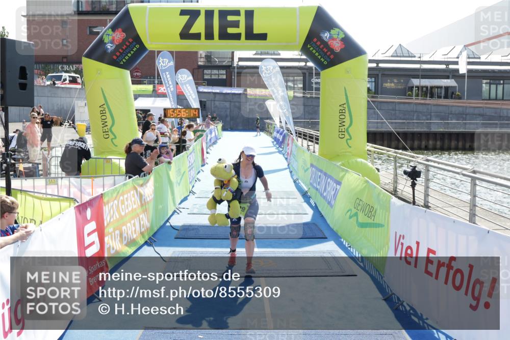 10.08.2025 - GEWOBA Citytriathlon Bremen H.Heesch http://msf.ph/oto/8555309 10.08.2025 15:56:18 Ziel 529 meine-sportfotos.de