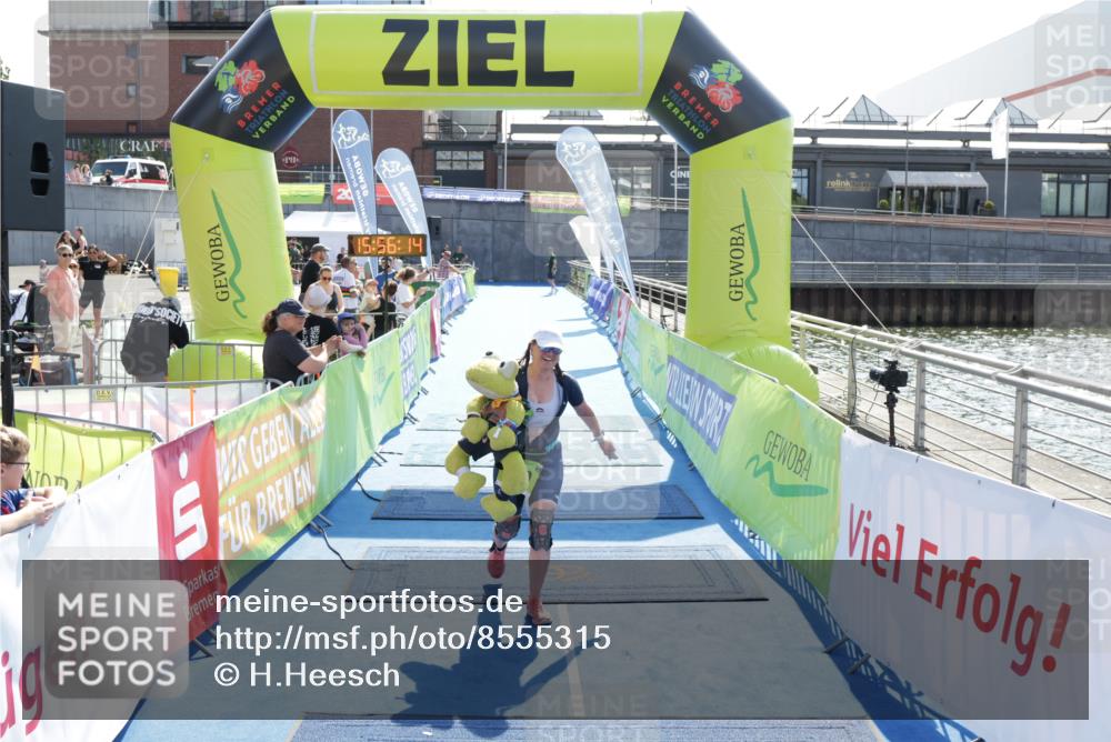 10.08.2025 - GEWOBA Citytriathlon Bremen H.Heesch http://msf.ph/oto/8555315 10.08.2025 15:56:19 Ziel 529 meine-sportfotos.de