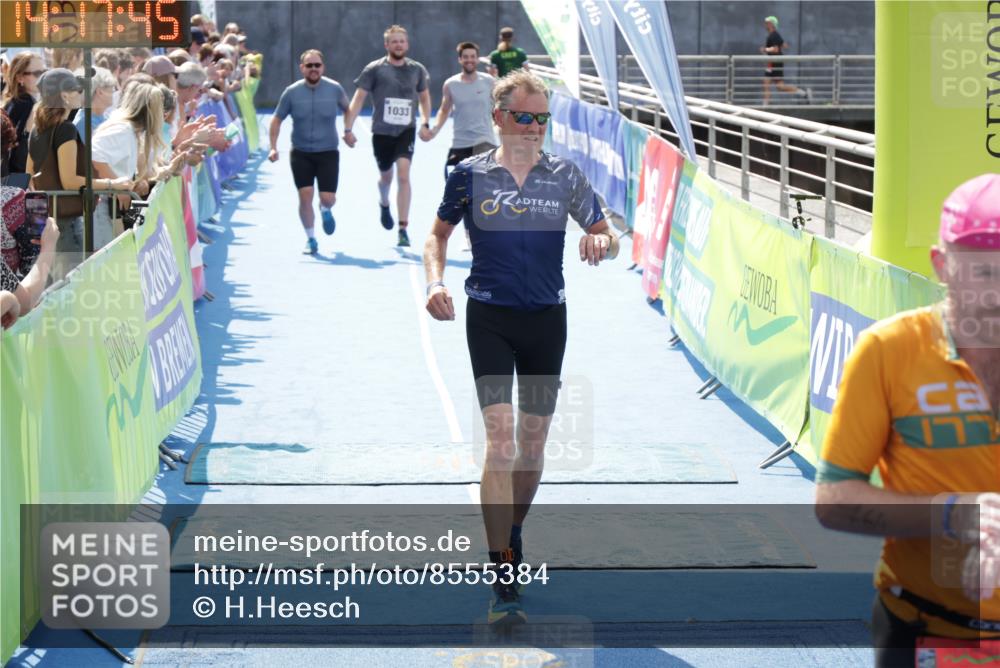 10.08.2025 - GEWOBA Citytriathlon Bremen H.Heesch http://msf.ph/oto/8555384 10.08.2025 14:17:49 Ziel 666, 764, 900, 1033 meine-sportfotos.de