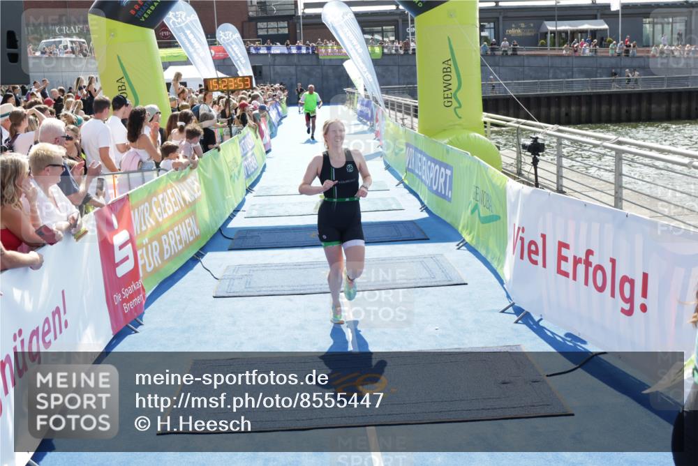 10.08.2025 - GEWOBA Citytriathlon Bremen H.Heesch http://msf.ph/oto/8555447 10.08.2025 15:23:57 Ziel 250, 360, 363, 372 meine-sportfotos.de