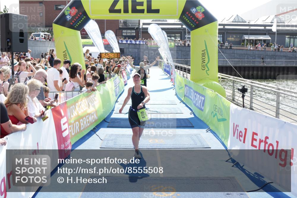 10.08.2025 - GEWOBA Citytriathlon Bremen H.Heesch http://msf.ph/oto/8555508 10.08.2025 15:24:15 Ziel 18, 84, 152, 478 meine-sportfotos.de
