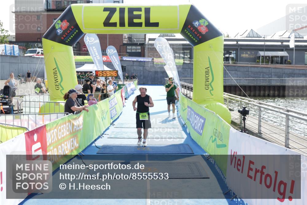 10.08.2025 - GEWOBA Citytriathlon Bremen H.Heesch http://msf.ph/oto/8555533 10.08.2025 15:59:50 Ziel 284 meine-sportfotos.de