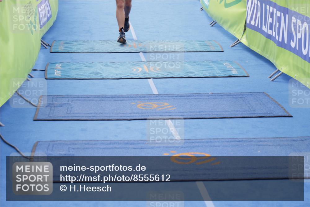 10.08.2025 - GEWOBA Citytriathlon Bremen H.Heesch http://msf.ph/oto/8555612 10.08.2025 14:20:02 Ziel 688 meine-sportfotos.de