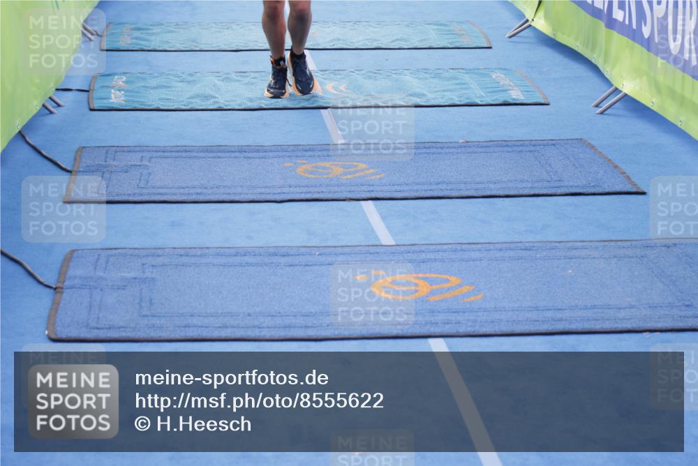 10.08.2025 - GEWOBA Citytriathlon Bremen H.Heesch http://msf.ph/oto/8555622 10.08.2025 14:20:03 Ziel 688 meine-sportfotos.de
