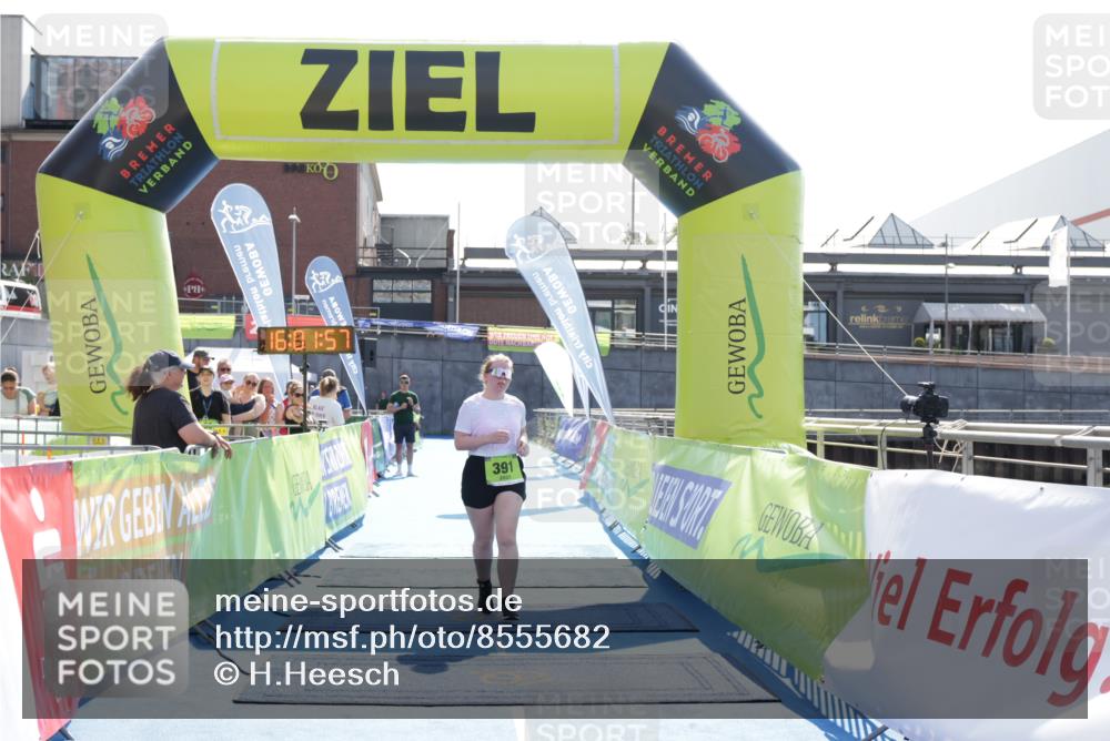 10.08.2025 - GEWOBA Citytriathlon Bremen H.Heesch http://msf.ph/oto/8555682 10.08.2025 16:02:01 Ziel 391 meine-sportfotos.de