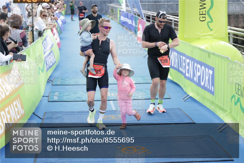 10.08.2025 - GEWOBA Citytriathlon Bremen H.Heesch http://msf.ph/oto/8555695 10.08.2025 14:20:49 Ziel 732, 735, 790, 838, 921 meine-sportfotos.de