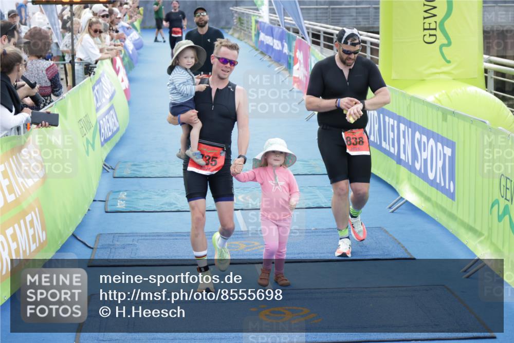 10.08.2025 - GEWOBA Citytriathlon Bremen H.Heesch http://msf.ph/oto/8555698 10.08.2025 14:20:50 Ziel 732, 735, 790, 838, 921 meine-sportfotos.de