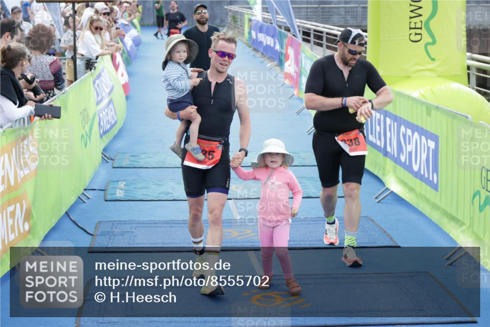 10.08.2025 - GEWOBA Citytriathlon Bremen H.Heesch http://msf.ph/oto/8555702 10.08.2025 14:20:50 Ziel 732, 735, 790, 838, 921 meine-sportfotos.de