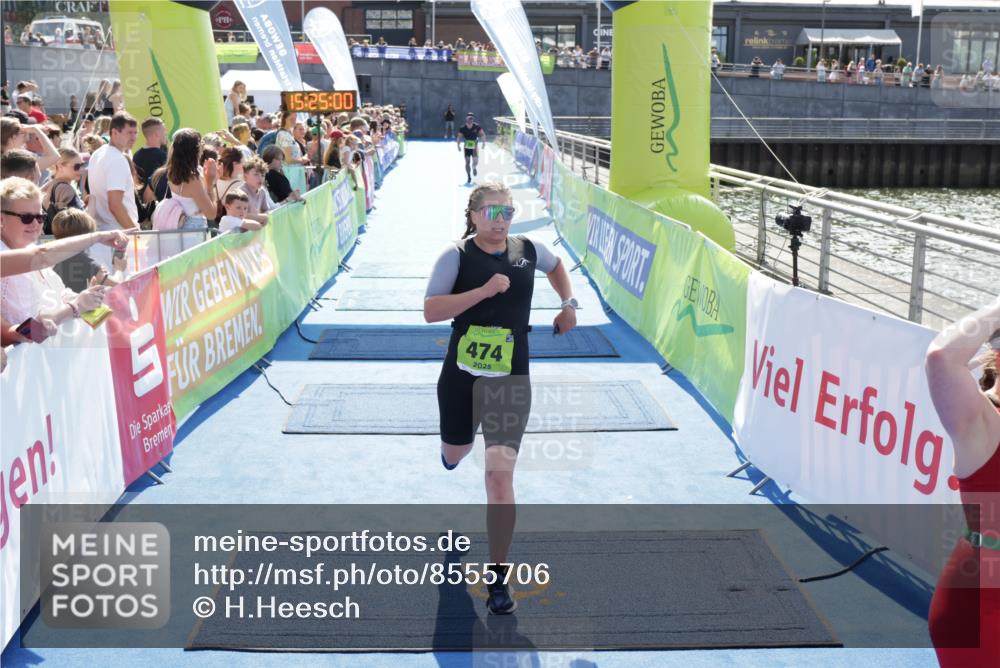 10.08.2025 - GEWOBA Citytriathlon Bremen H.Heesch http://msf.ph/oto/8555706 10.08.2025 15:25:04 Ziel 59, 280, 453, 474 meine-sportfotos.de