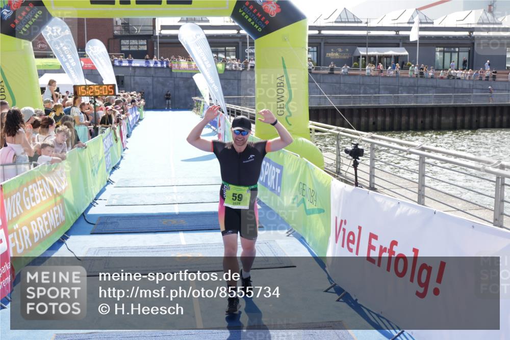 10.08.2025 - GEWOBA Citytriathlon Bremen H.Heesch http://msf.ph/oto/8555734 10.08.2025 15:25:09 Ziel 59, 474 meine-sportfotos.de