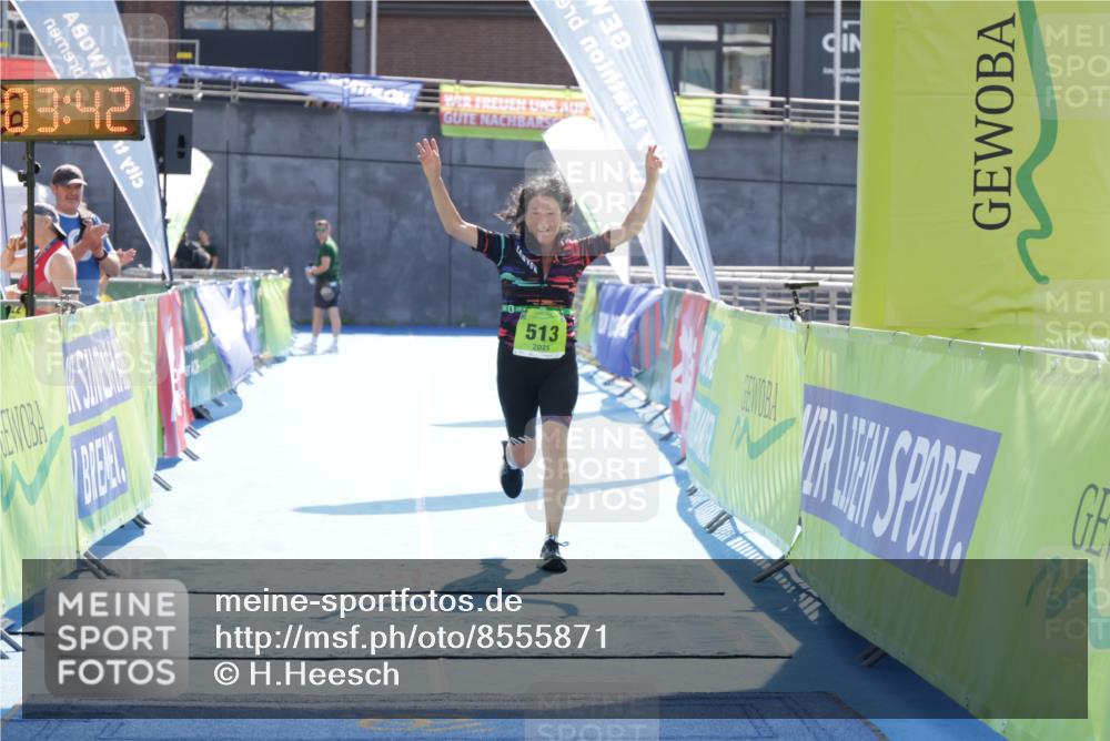 10.08.2025 - GEWOBA Citytriathlon Bremen H.Heesch http://msf.ph/oto/8555871 10.08.2025 16:03:46 Ziel 513 meine-sportfotos.de
