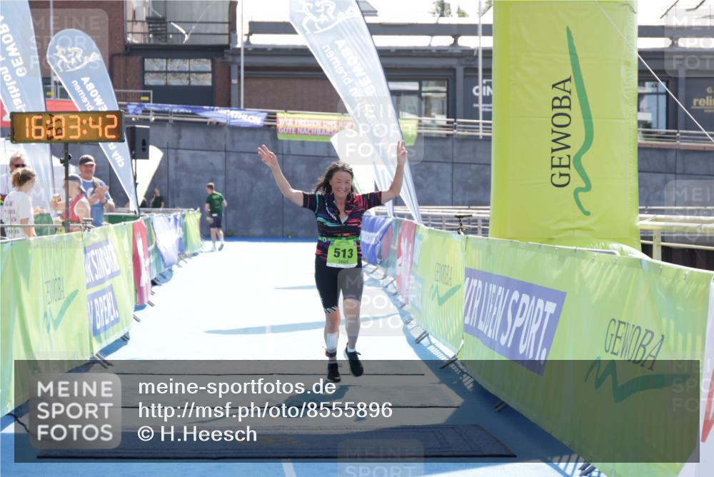 10.08.2025 - GEWOBA Citytriathlon Bremen H.Heesch http://msf.ph/oto/8555896 10.08.2025 16:03:46 Ziel 513 meine-sportfotos.de