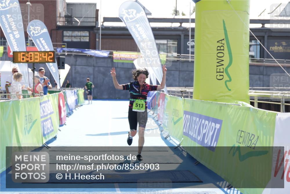 10.08.2025 - GEWOBA Citytriathlon Bremen H.Heesch http://msf.ph/oto/8555903 10.08.2025 16:03:47 Ziel 513 meine-sportfotos.de