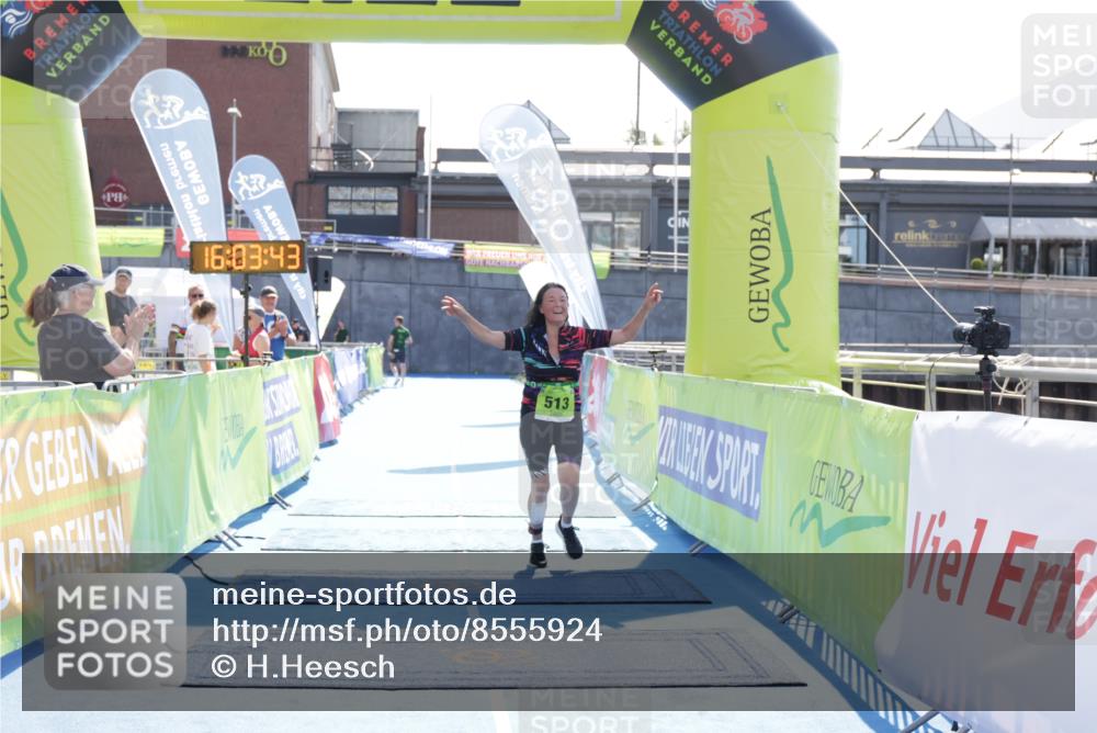 10.08.2025 - GEWOBA Citytriathlon Bremen H.Heesch http://msf.ph/oto/8555924 10.08.2025 16:03:47 Ziel 513 meine-sportfotos.de