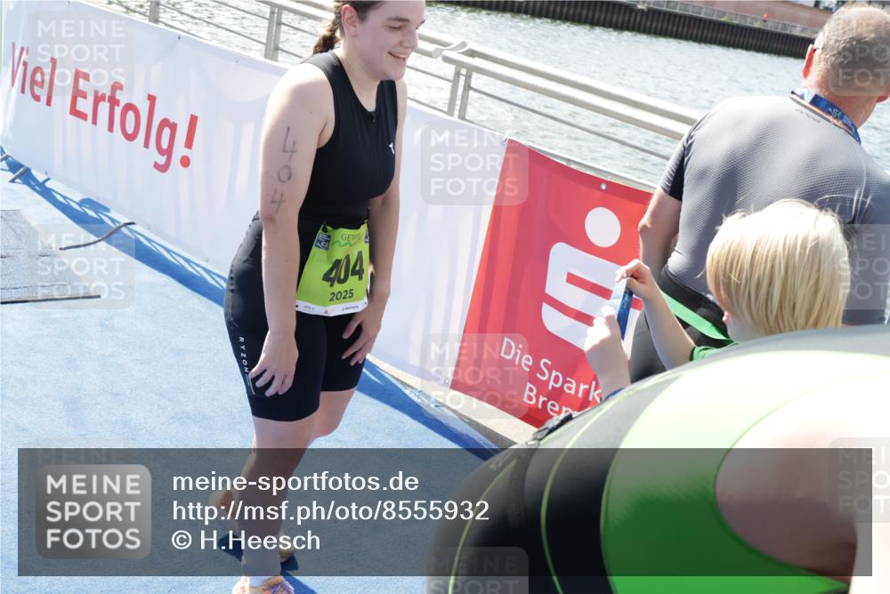 10.08.2025 - GEWOBA Citytriathlon Bremen H.Heesch http://msf.ph/oto/8555932 10.08.2025 15:26:21 Ziel 130, 200 meine-sportfotos.de