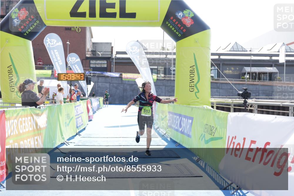 10.08.2025 - GEWOBA Citytriathlon Bremen H.Heesch http://msf.ph/oto/8555933 10.08.2025 16:03:47 Ziel 513 meine-sportfotos.de