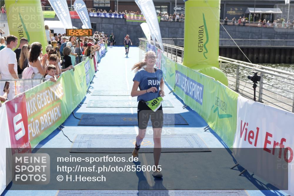 10.08.2025 - GEWOBA Citytriathlon Bremen H.Heesch http://msf.ph/oto/8556005 10.08.2025 15:26:51 Ziel 86, 401, 441 meine-sportfotos.de