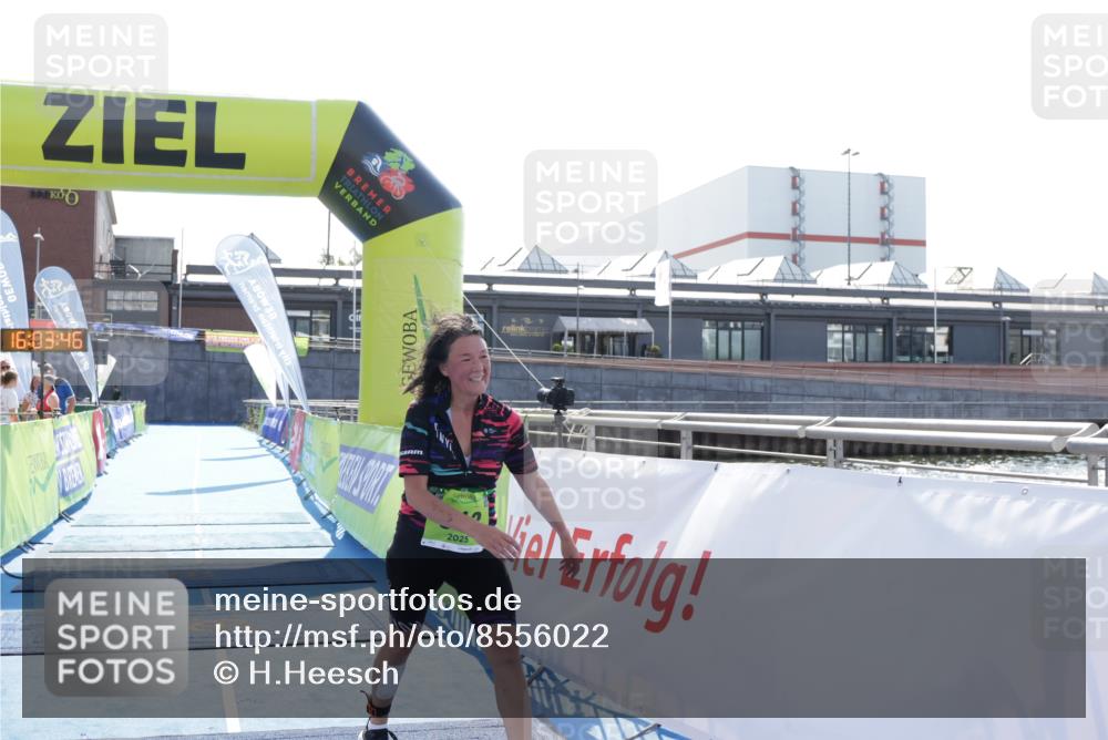 10.08.2025 - GEWOBA Citytriathlon Bremen H.Heesch http://msf.ph/oto/8556022 10.08.2025 16:03:50 Ziel 513 meine-sportfotos.de
