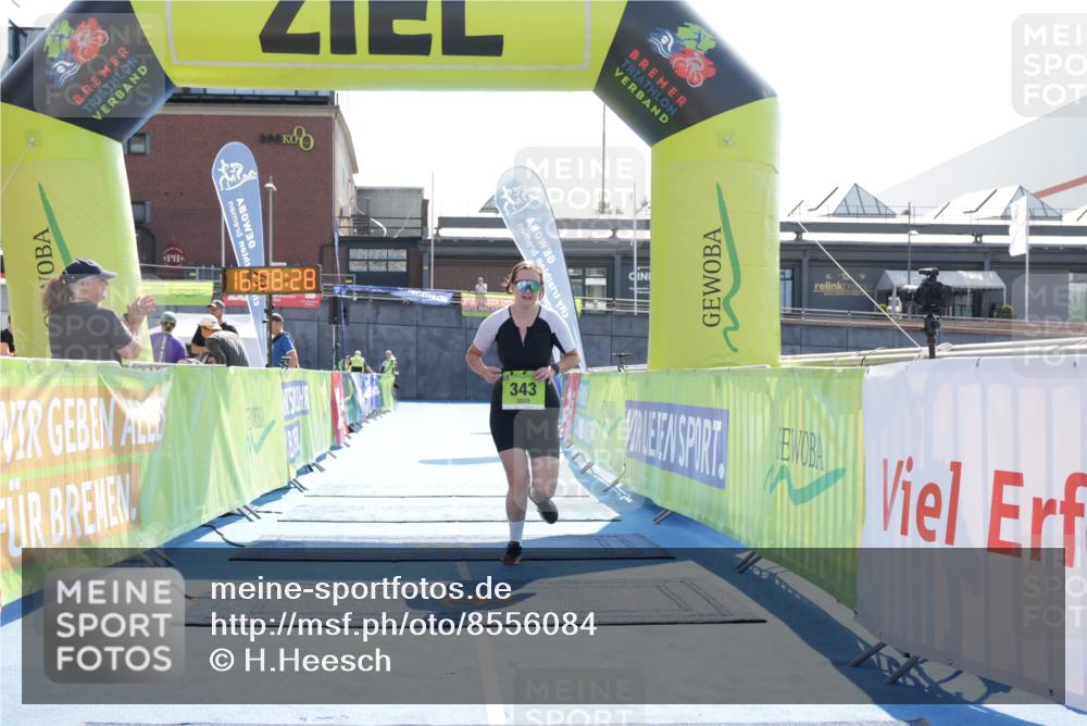 10.08.2025 - GEWOBA Citytriathlon Bremen H.Heesch http://msf.ph/oto/8556084 10.08.2025 16:08:32 Ziel 343 meine-sportfotos.de